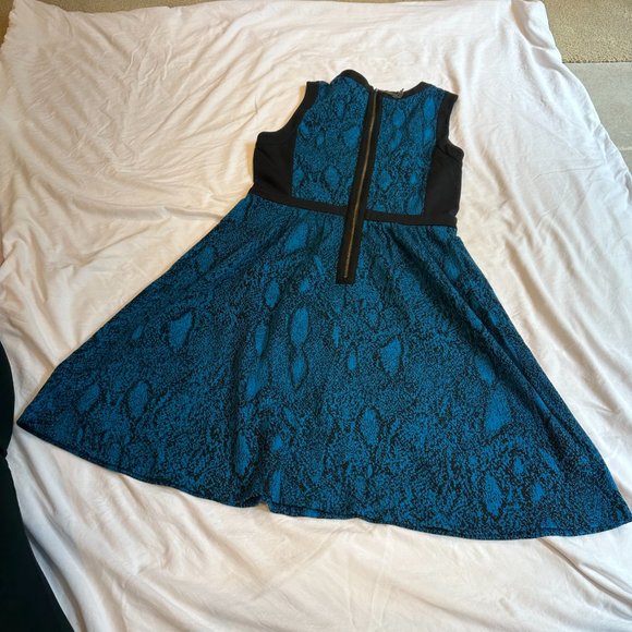 Rebecca Taylor Dress Fit & Flare Blue Black Python Snake Sleeveless Knit Sz 8 - Picture 7 of 11